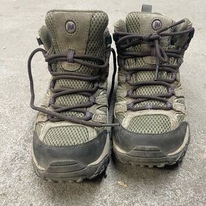 Merrell Moab 2 Women’s Hiking Boots